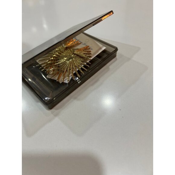 Gold palm leaf statement earrings - Picture 4 of 5